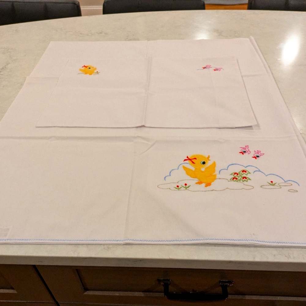 Cute Duck Embroidered Baby Set Bedsheet 53" 34" & Pillowcase 18" x 12"